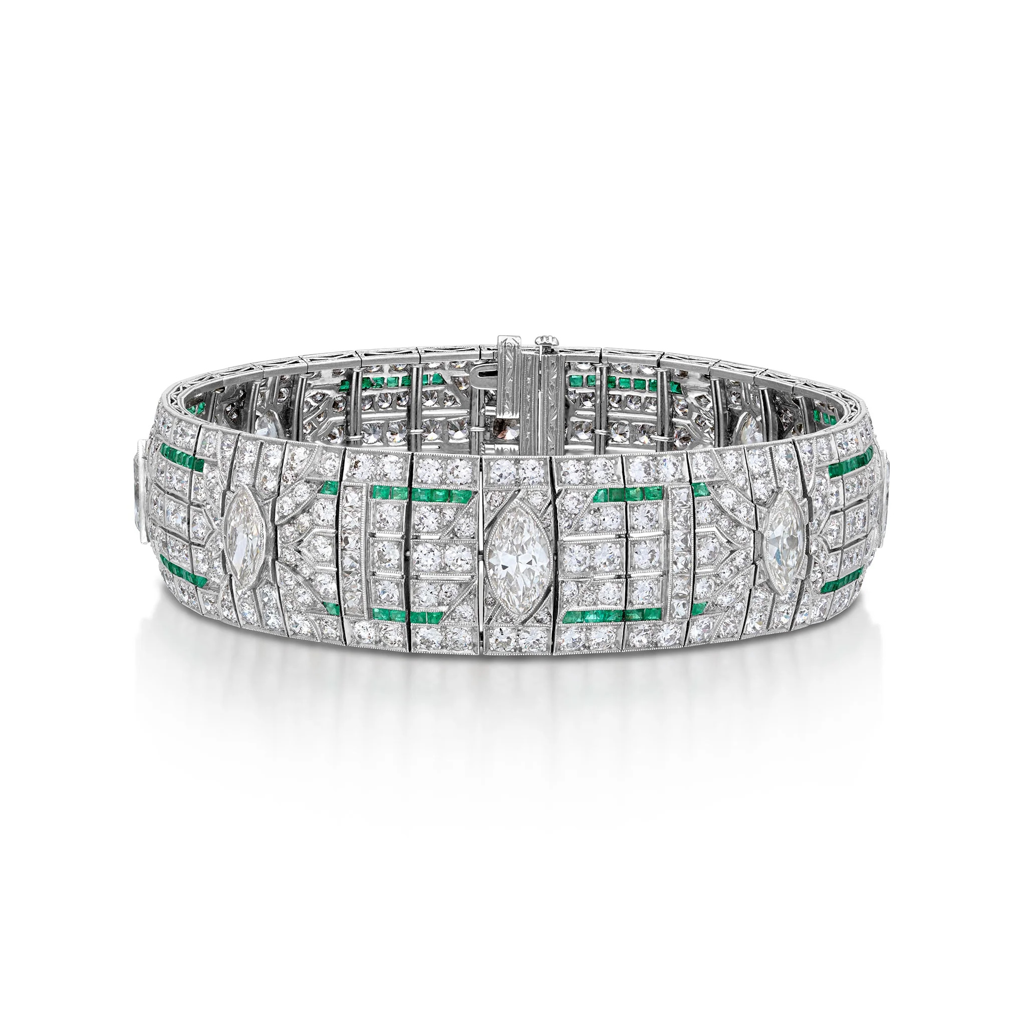  25.95 Carat Art Deco Diamond and Emerald Bracelet