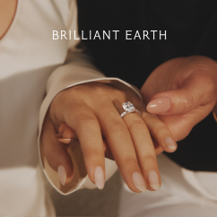 Brilliant_Earth_ring_on_the_finger.png