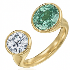 Gumuchian_Gold_Ring_with_Round_Diamond.png