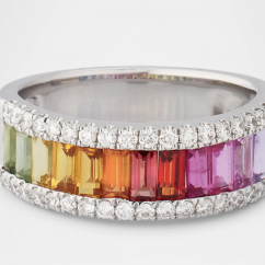 Lisa_Nik_Rainbow_ring.png