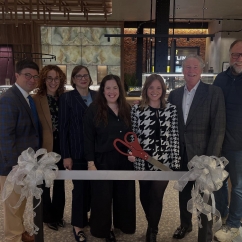 Orrs_Jewelers_ribbon_cutting_ceremony.jpg