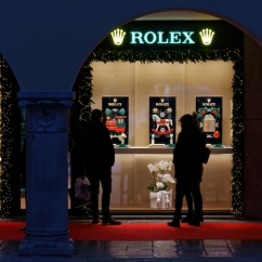 Rolex showroom from outside