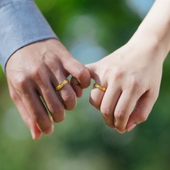 Wedding_band_couple_holding_hands.jpg