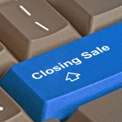 closing sale on a keyboard