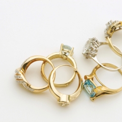 six diamond rings in a frame